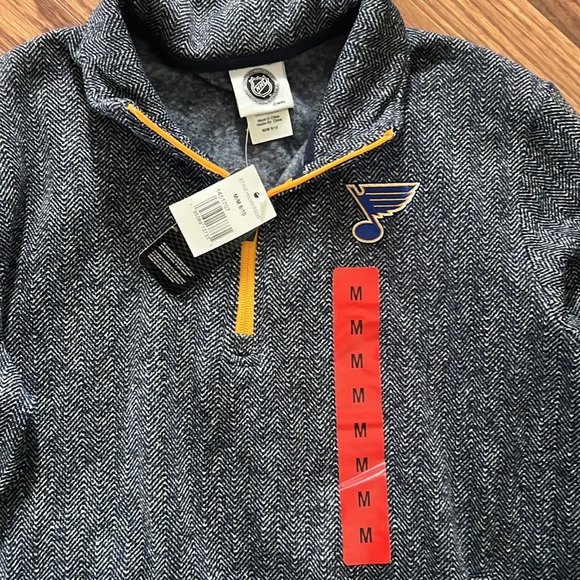 NHL Blues jacket size Medium 8/10 - Picture 2 of 5